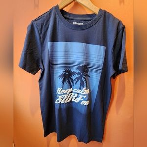 Manguun Boy Tee XL NWOT